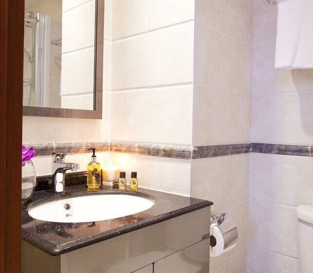 Отель City Inn Russell  Square