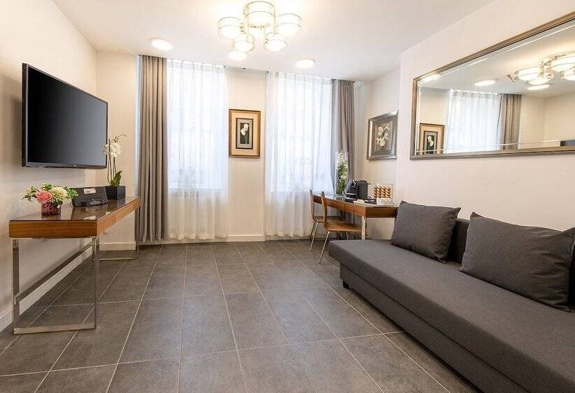 Отель City Inn Russell  Square