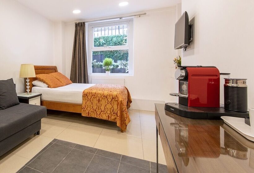 Отель City Inn Russell  Square