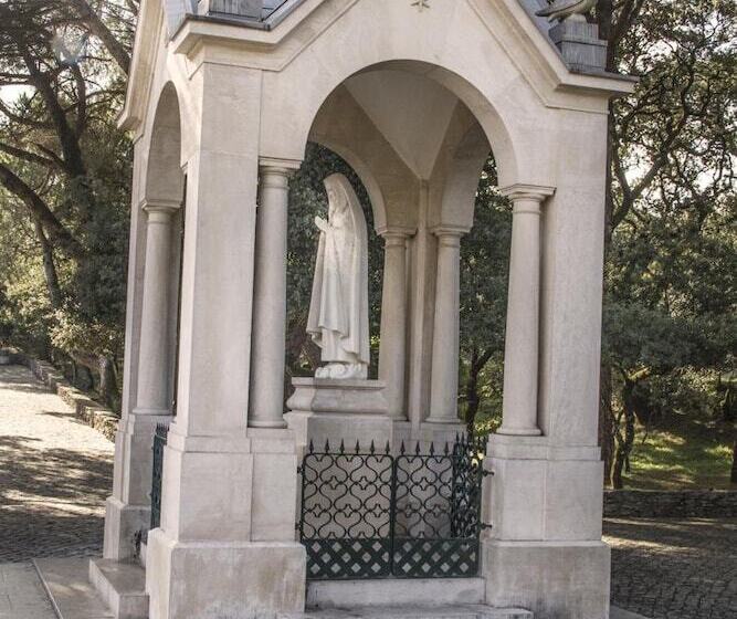 Отель Cristo Rei