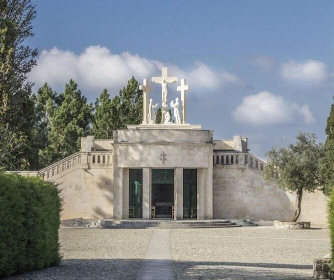 Отель Cristo Rei