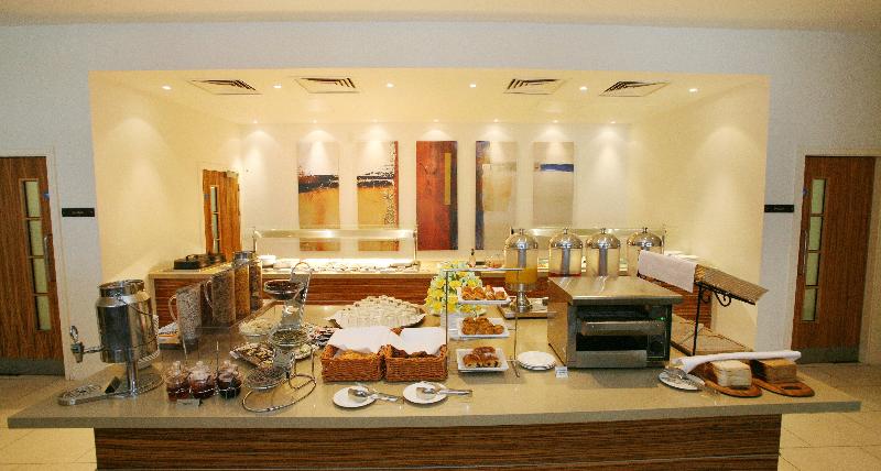 호텔 Crowne Plaza Reading East