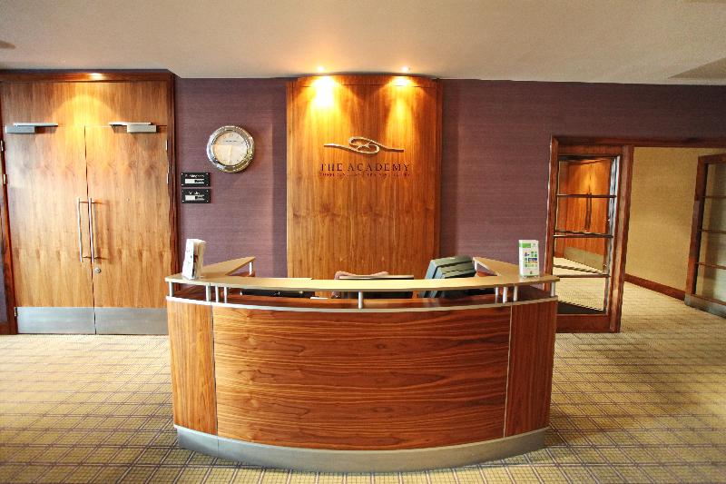 호텔 Crowne Plaza Reading East