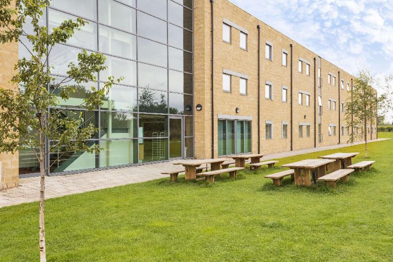 ホテル Days Inn Wetherby