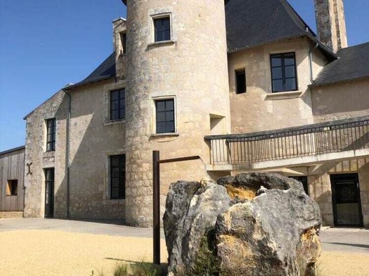 Отель Domaine Du Normandoux, The Originals Relais