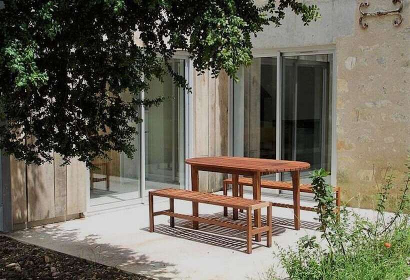 Отель Domaine Du Normandoux, The Originals Relais