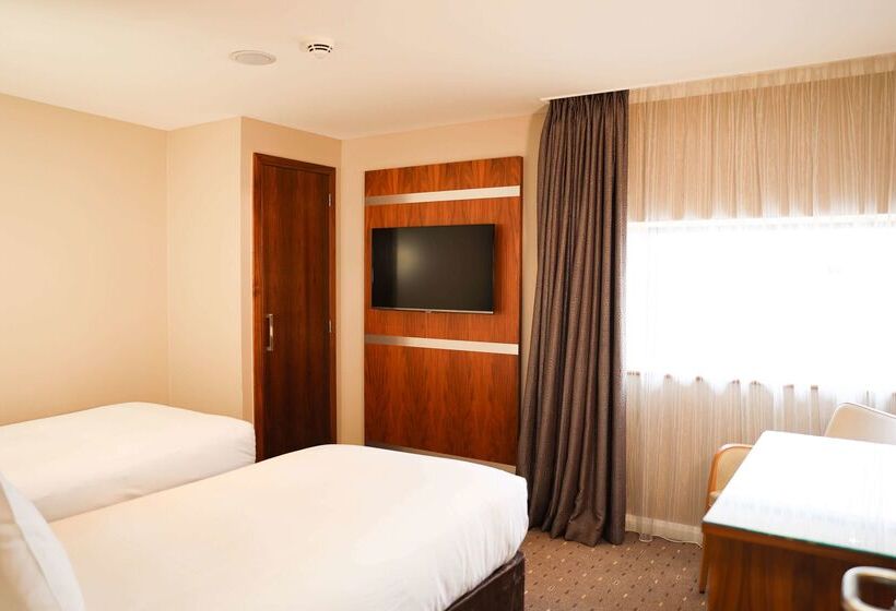 ホテル Doubletree By Hilton  Milton Keynes