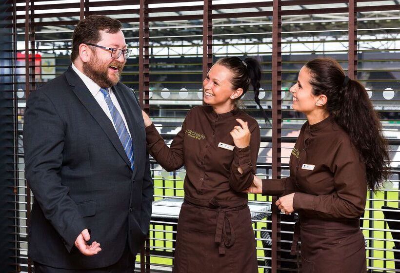 ホテル Doubletree By Hilton  Milton Keynes