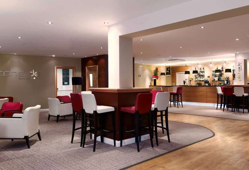 ホテル Doubletree By Hilton  Milton Keynes