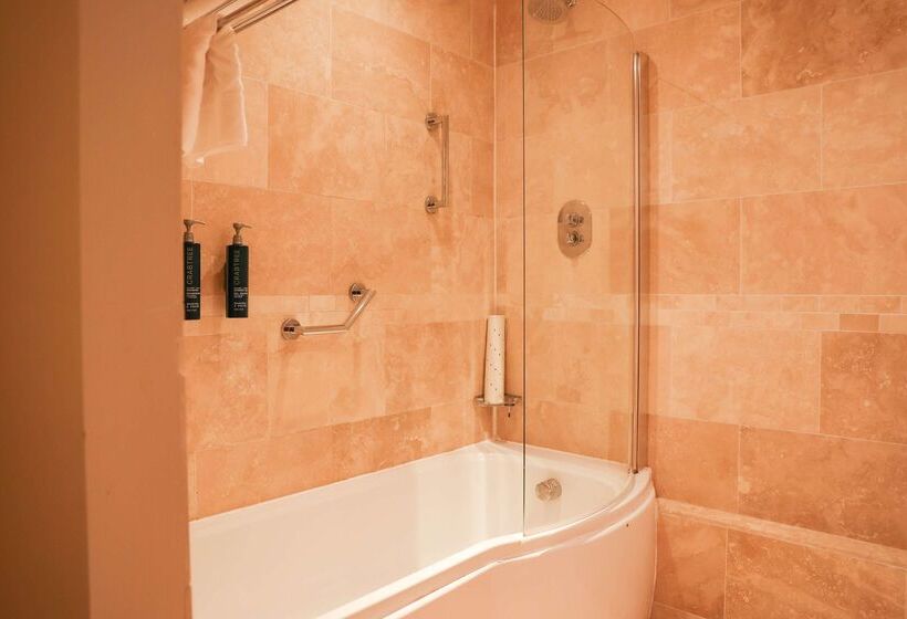 ホテル Doubletree By Hilton  Milton Keynes