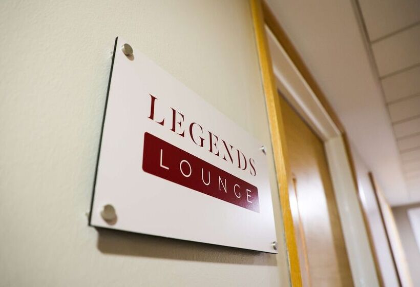 ホテル Doubletree By Hilton  Milton Keynes