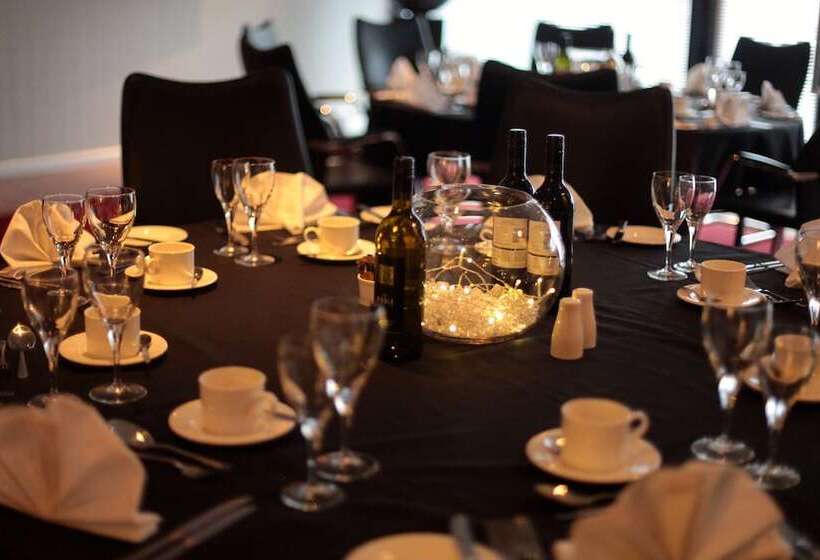 ホテル Doubletree By Hilton  Milton Keynes