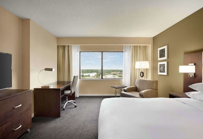 Doubletree By Hilton Hotel Orlando Downtown