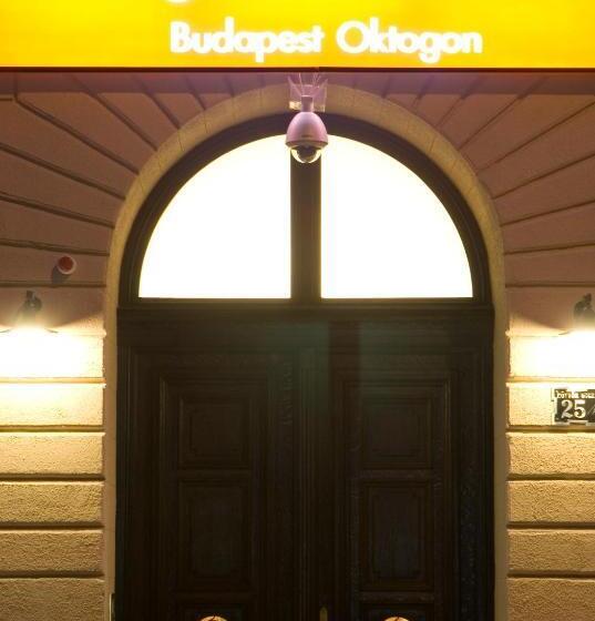 Easyhotel Budapest Oktogon