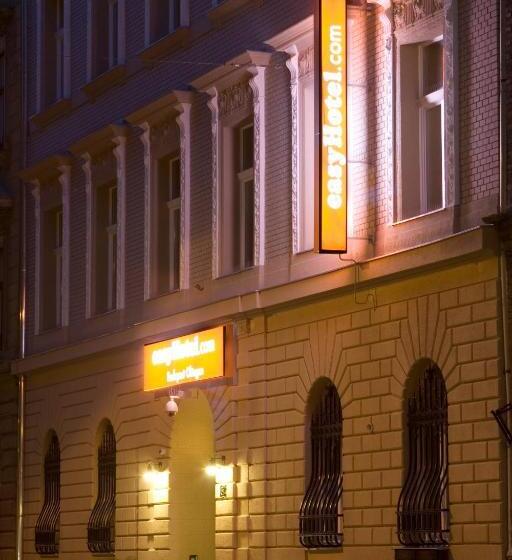 Easyhotel Budapest Oktogon