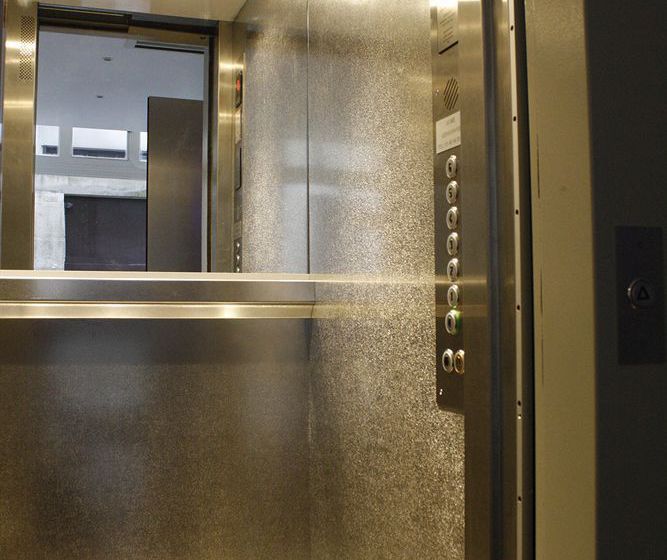 ホテル The Element