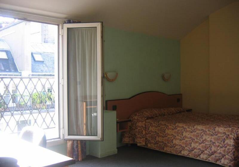 ホテル Ferney République