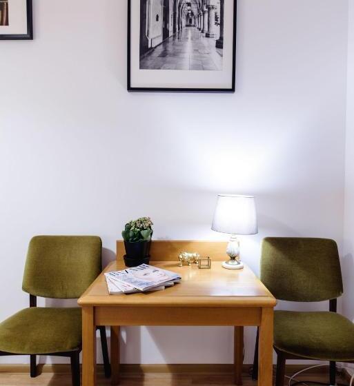 酒店 Golden Lion Guest Rooms Szewska 19