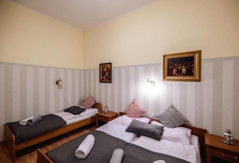 酒店 Golden Lion Guest Rooms Szewska 19