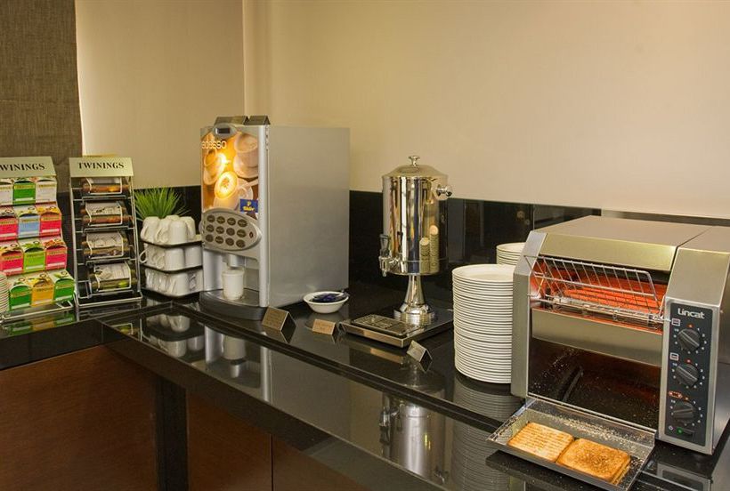 Отель Holiday Inn Express Aberdeen - Exhibition Centre