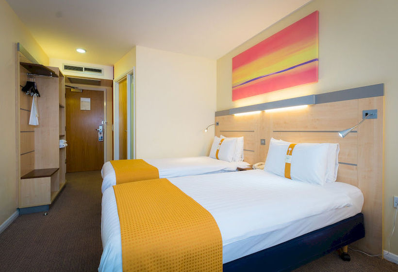 Отель Holiday Inn Express Aberdeen - Exhibition Centre