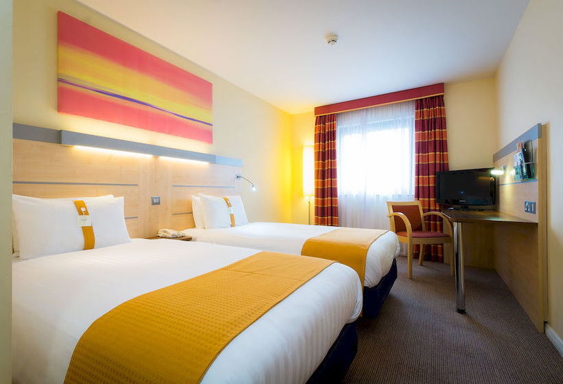 Отель Holiday Inn Express Aberdeen - Exhibition Centre