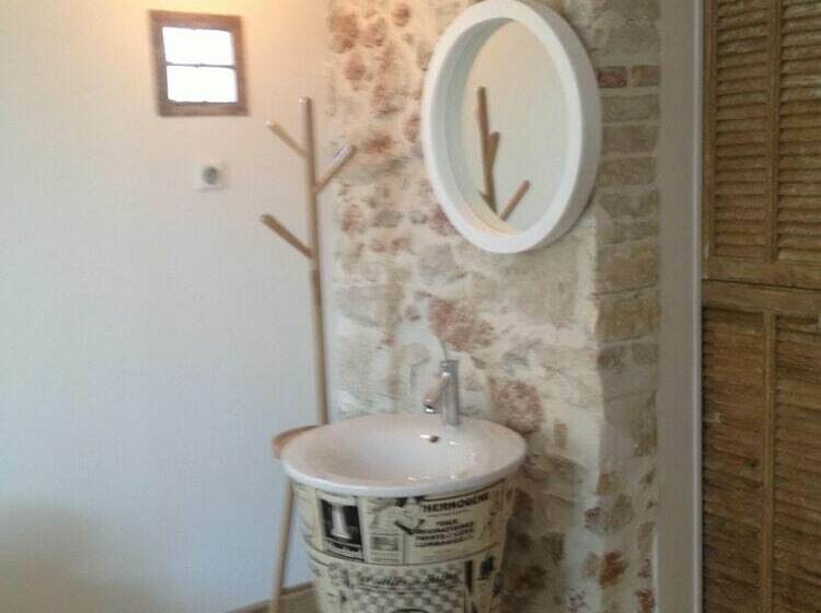 בית מלון כפרי De La Pinède