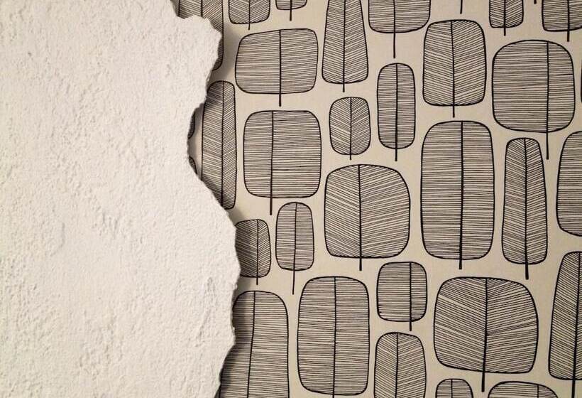 فندق De La Pinède