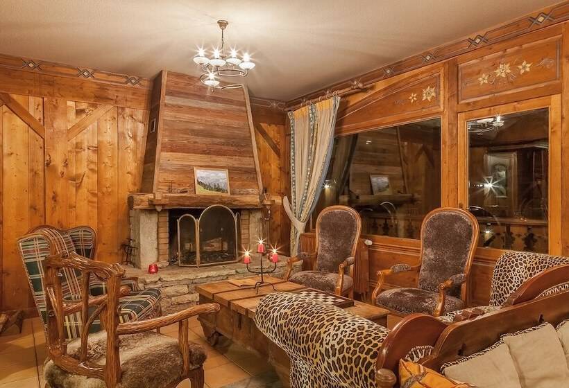 ホテル Hôtel Les Balcons Village