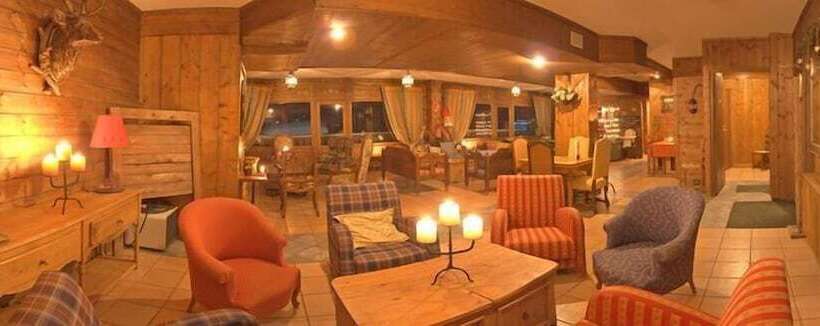 ホテル Hôtel Les Balcons Village