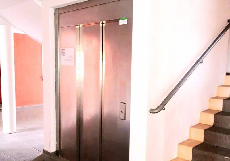 בית מלון כפרי Hôtel & Résidence Futuroscope