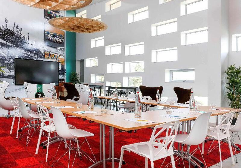 Отель Ibis Styles Le Mans Sud Mulsanne