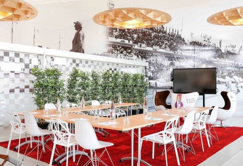 Отель Ibis Styles Le Mans Sud Mulsanne