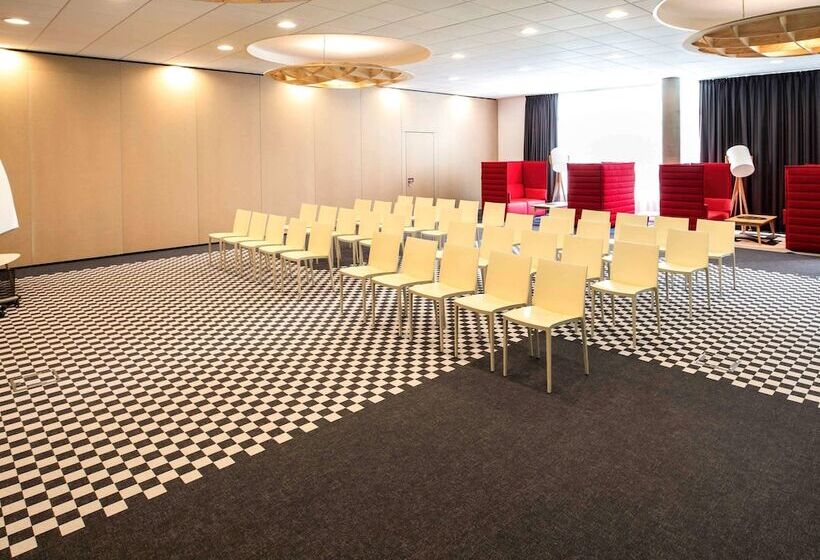 Отель Ibis Styles Le Mans Sud Mulsanne