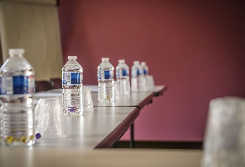 ホテル Inn Design Sedan