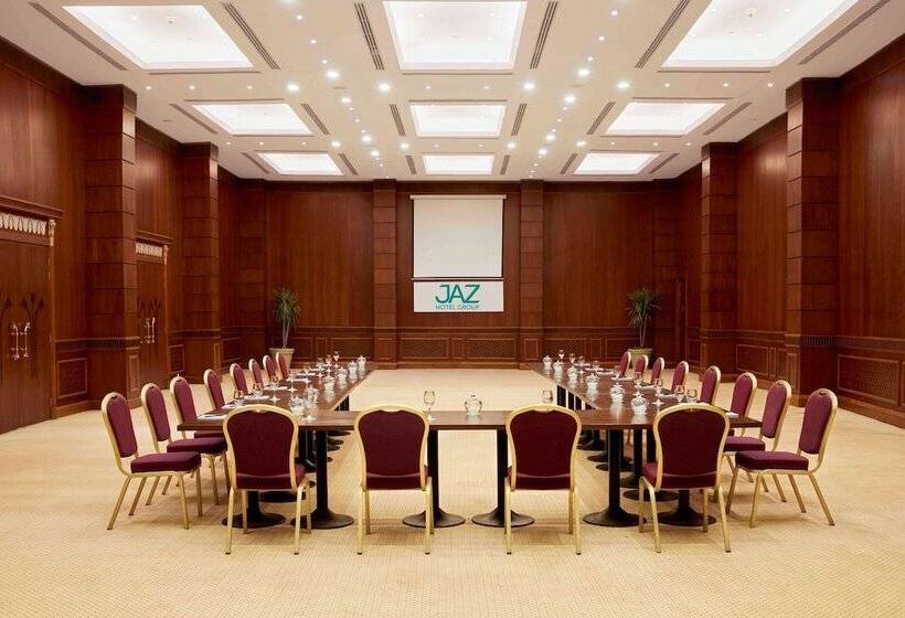 هتل Jaz Grand Marsa