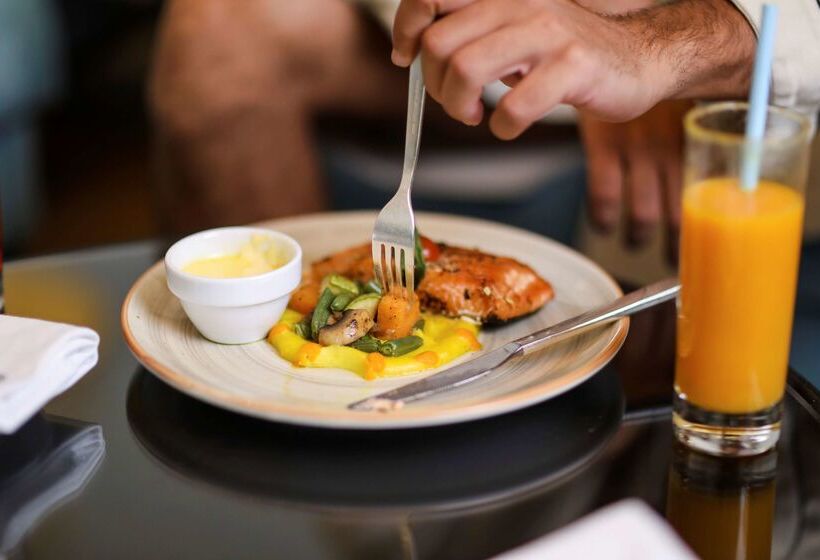 Kempinski Nile Hotel, Cairo