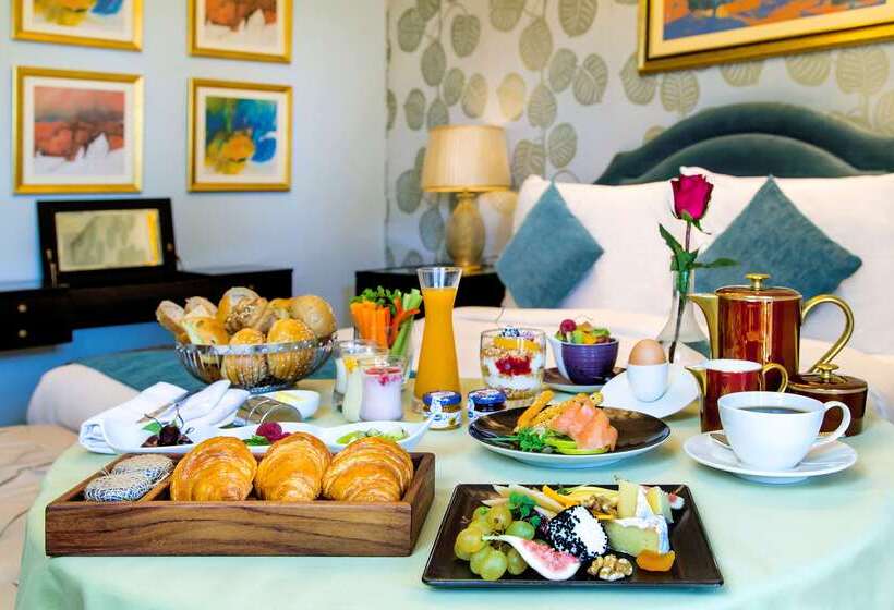 Kempinski Nile Hotel, Cairo