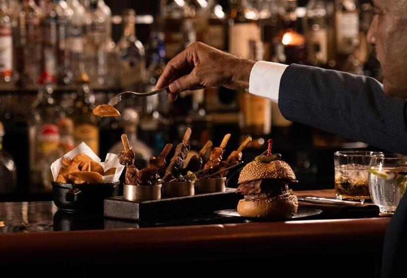 Kempinski Nile Hotel, Cairo