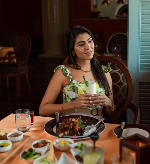 Kempinski Nile Hotel, Cairo