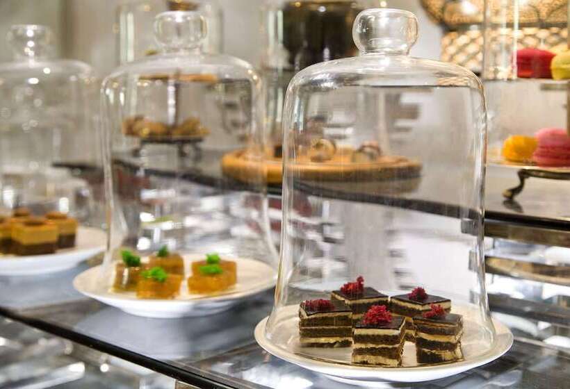 Kempinski Nile Hotel, Cairo