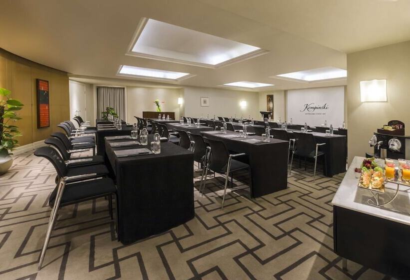 Kempinski Nile Hotel, Cairo