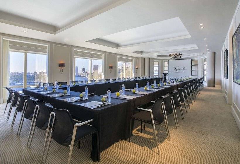 Kempinski Nile Hotel, Cairo