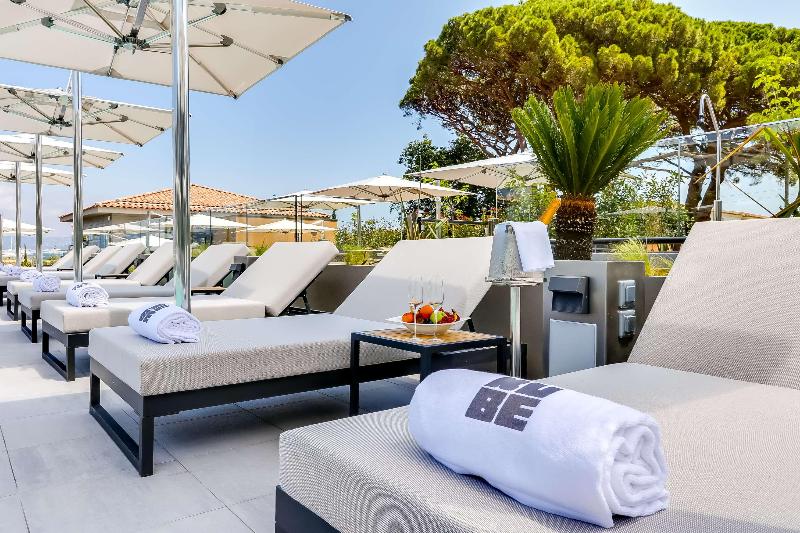 בית מלון כפרי Kube Saint Tropez