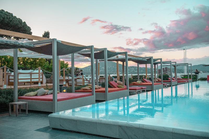 בית מלון כפרי Kube Saint Tropez