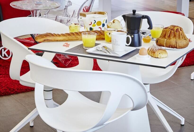 ホテル Hôtel Gustave Colmar