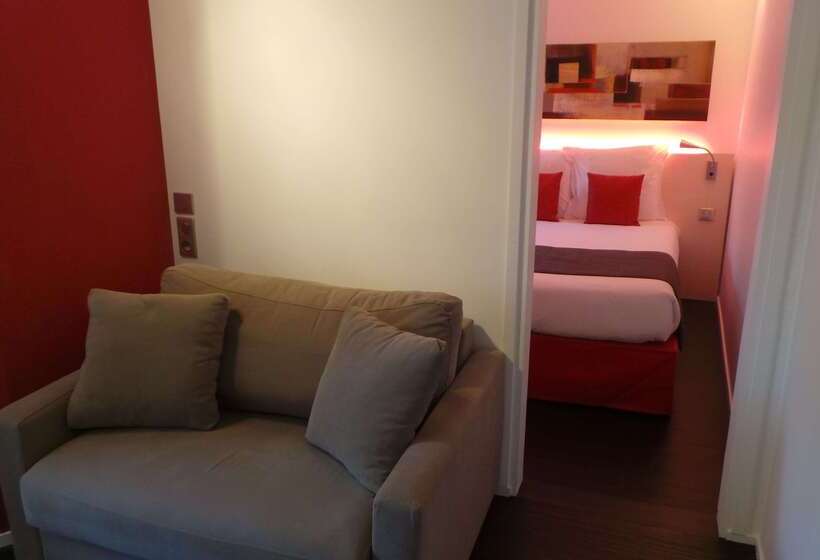 Отель Kyriad Quimper Sud