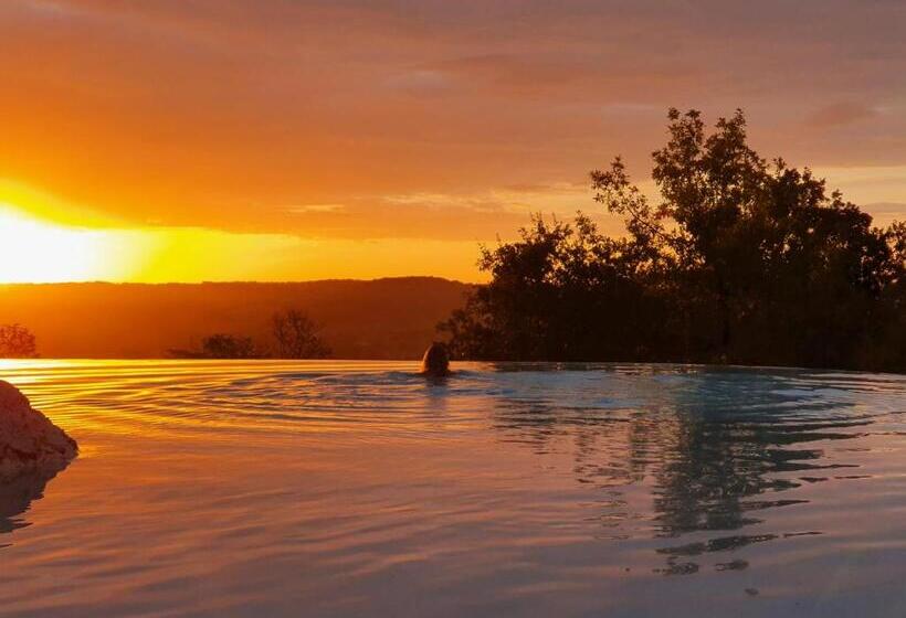 Le Belvédère Hotel Et Bien être