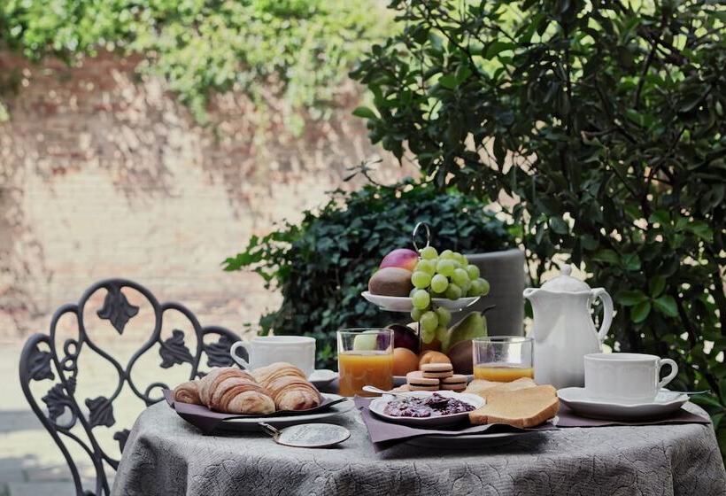 Отель Locanda Fiorita