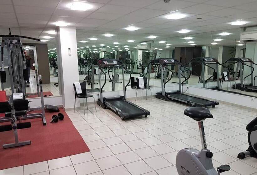 ホテル Logis Hôtel La Fauceille